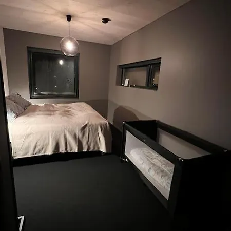 빌라 Nytt Og Moderne Hus I Vakre Lofoten, Sentralt Pa *