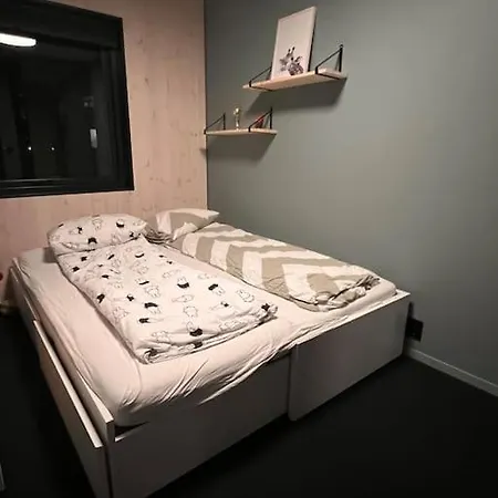 Nytt Og Moderne Hus I Vakre Lofoten, Sentralt Pa * Leknes